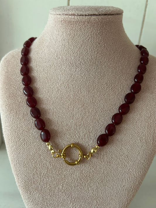 Ketting van chalcedoon van kralen wijnrood - goud
