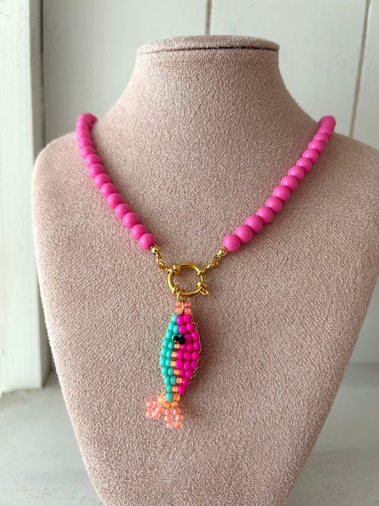 Roze kralenketting met visje - goud