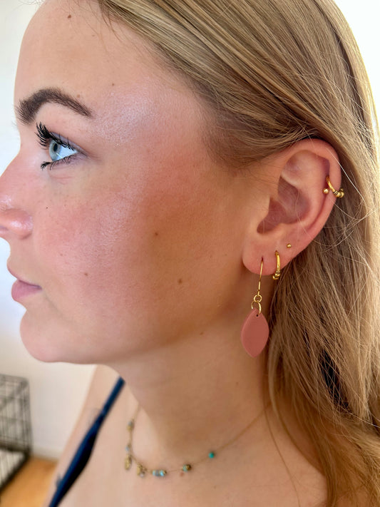 Oorbellen veer oud roze - goud