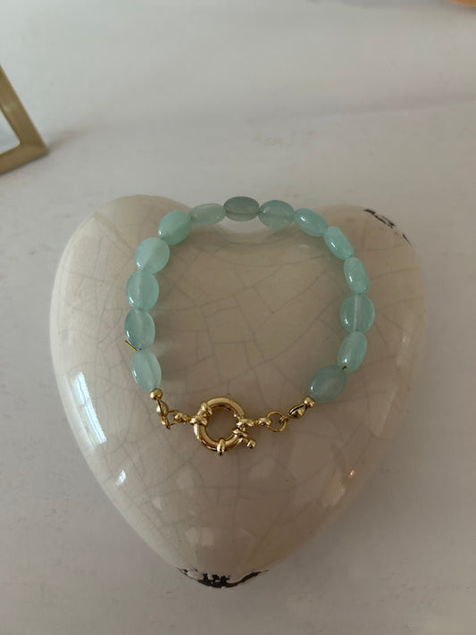 Armband mintgroene kralen - goud