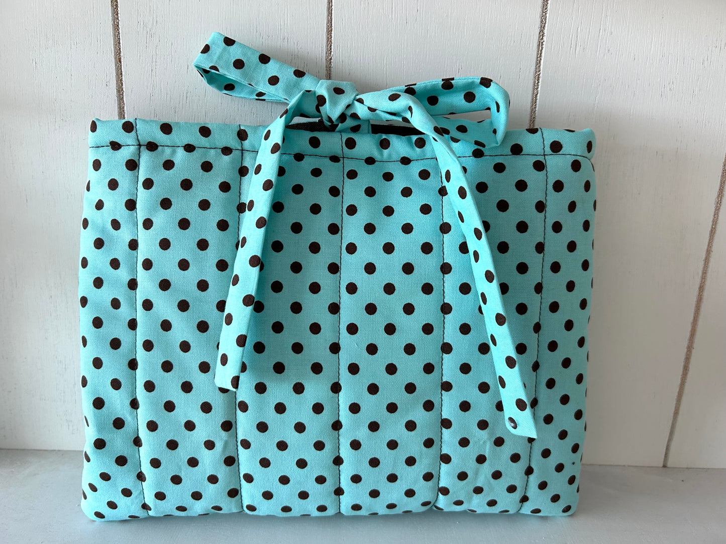 Boekenhoes Dots