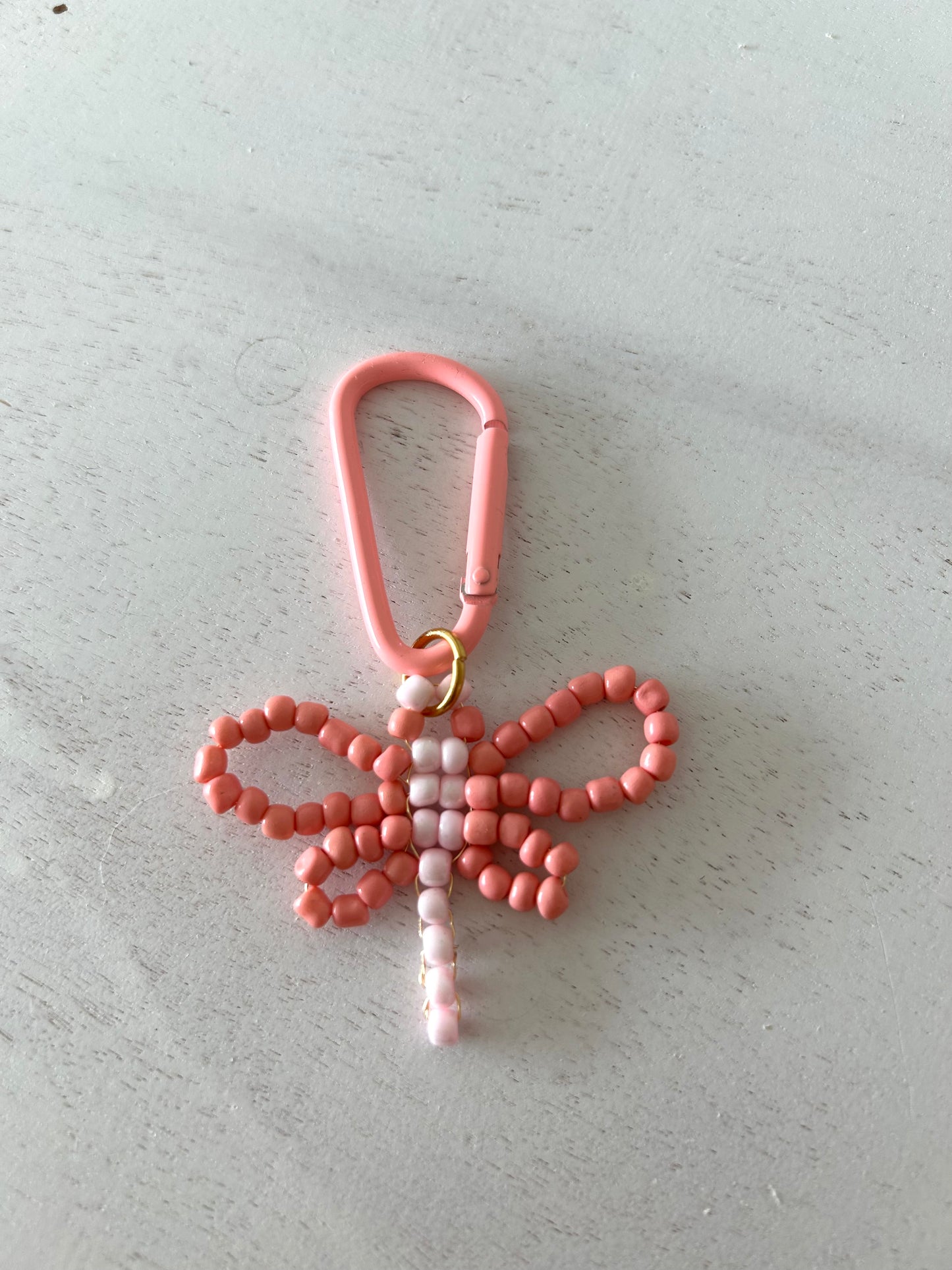 Sleutelhanger libelle - zalm/roze